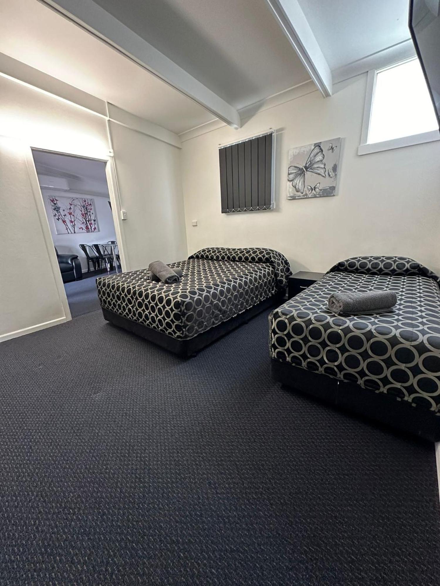 Twin Swans Motel Inverell Kültér fotó